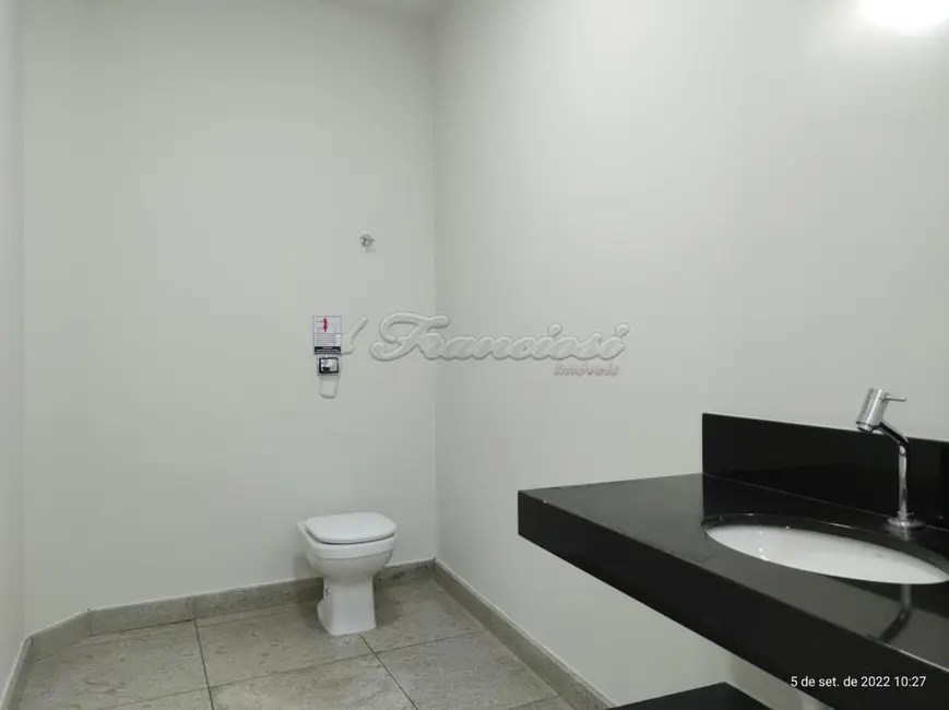 Prédio Inteiro para alugar, 500m2 em Centro, Itapetininga - SP - imagem 7 Foto 7 de Prédio Inteiro para alugar, 500m2 em Centro, Itapetininga - SP