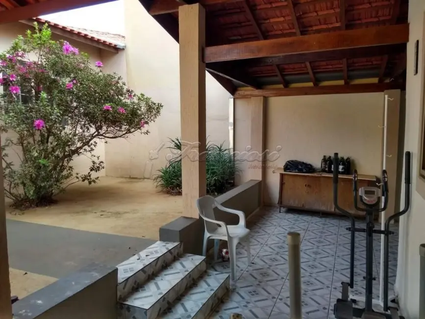 Casa com 4 quartos à venda, 340m2 em Vila Rio Branco, Itapetininga - SP - imagem 9 Foto 9 de Casa com 4 quartos à venda, 340m2 em Vila Rio Branco, Itapetininga - SP