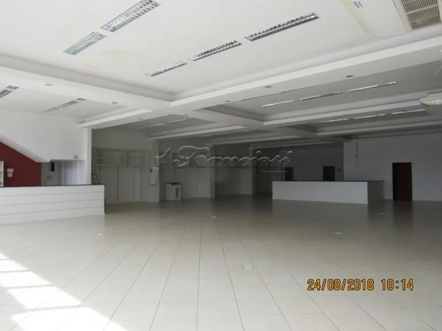 Foto 1 de Prédio Inteiro à venda, 451m2 em Vila Rio Branco, Itapetininga - SP
