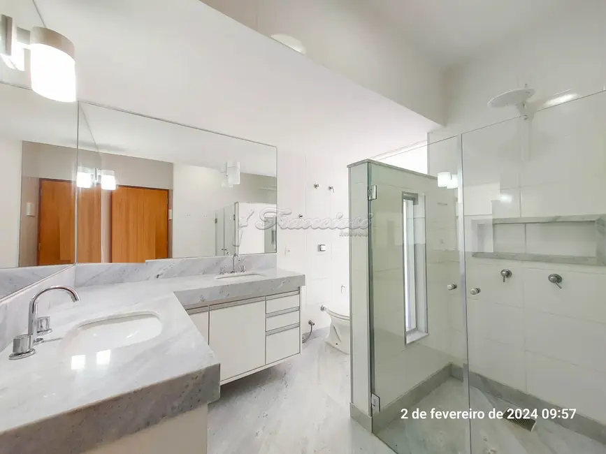 Foto 8 de Loja com 3 quartos para alugar, 352m2 em Centro, Itapetininga - SP