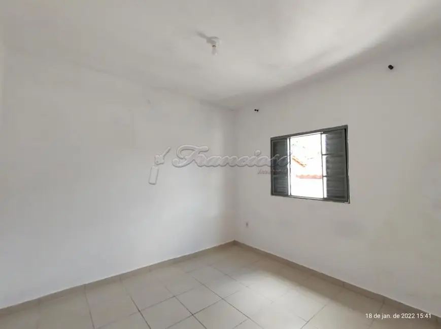 Foto 6 de Casa com 2 quartos à venda, 200m2 em Vila Mazzei, Itapetininga - SP