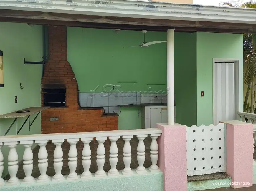 Foto 2 de Casa com 3 quartos à venda, 146m2 em Retiro Santana, Itapetininga - SP