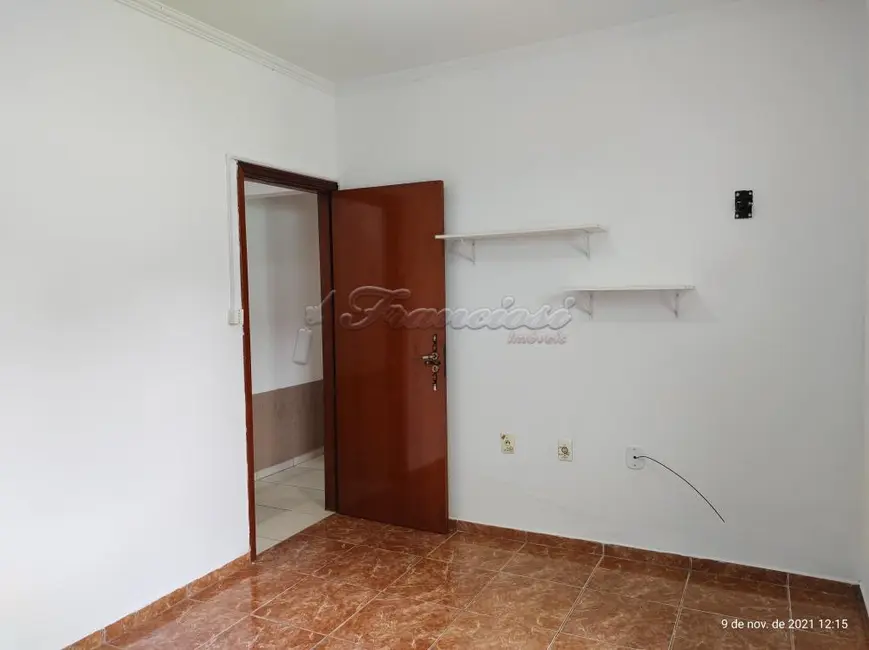 Foto 7 de Casa com 3 quartos à venda, 146m2 em Retiro Santana, Itapetininga - SP