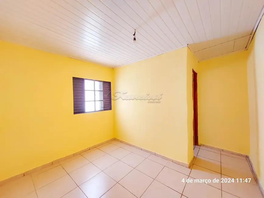 Casa com 2 quartos à venda, 35m2 em Itapetininga - SP - imagem 3 Foto 3 de Casa com 2 quartos à venda, 35m2 em Itapetininga - SP