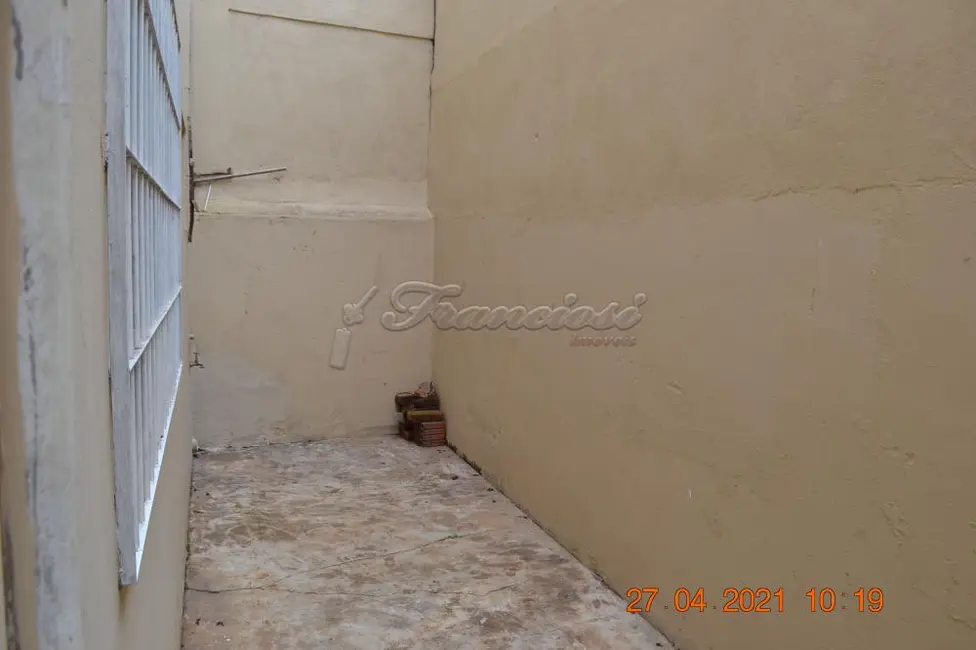 Prédio Inteiro para alugar, 105m2 em Centro, Itapetininga - SP - imagem 6 Foto 6 de Prédio Inteiro para alugar, 105m2 em Centro, Itapetininga - SP