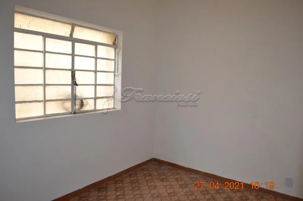 Prédio Inteiro para alugar, 105m2 em Centro, Itapetininga - SP - imagem 4 Foto 4 de Prédio Inteiro para alugar, 105m2 em Centro, Itapetininga - SP