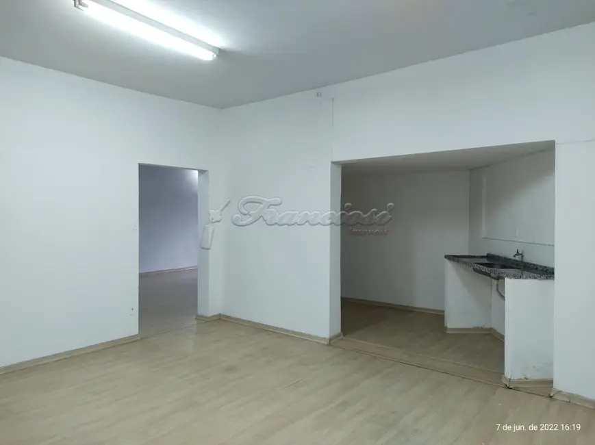 Prédio Inteiro à venda, 425m2 em Vila Nova Itapetininga, Itapetininga - SP - imagem 5 Foto 5 de Prédio Inteiro à venda, 425m2 em Vila Nova Itapetininga, Itapetininga - SP