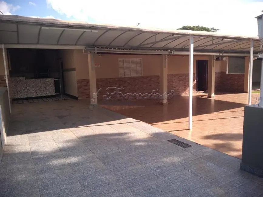 Chácara com 2 quartos à venda, 2000m2 em Jardim Cruzeiro do Sul, Itapetininga - SP - imagem 5 Foto 5 de Chácara com 2 quartos à venda, 2000m2 em Jardim Cruzeiro do Sul, Itapetininga - SP