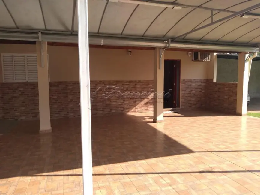 Chácara com 2 quartos à venda, 2000m2 em Jardim Cruzeiro do Sul, Itapetininga - SP - imagem 7 Foto 7 de Chácara com 2 quartos à venda, 2000m2 em Jardim Cruzeiro do Sul, Itapetininga - SP