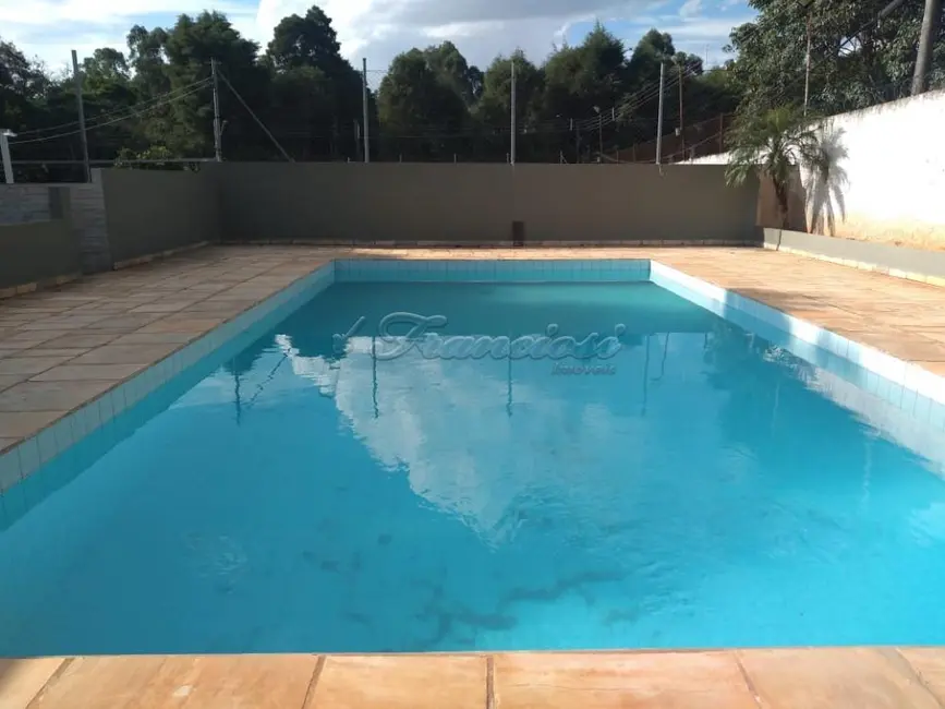 Chácara com 2 quartos à venda, 2000m2 em Jardim Cruzeiro do Sul, Itapetininga - SP - imagem 4 Foto 4 de Chácara com 2 quartos à venda, 2000m2 em Jardim Cruzeiro do Sul, Itapetininga - SP