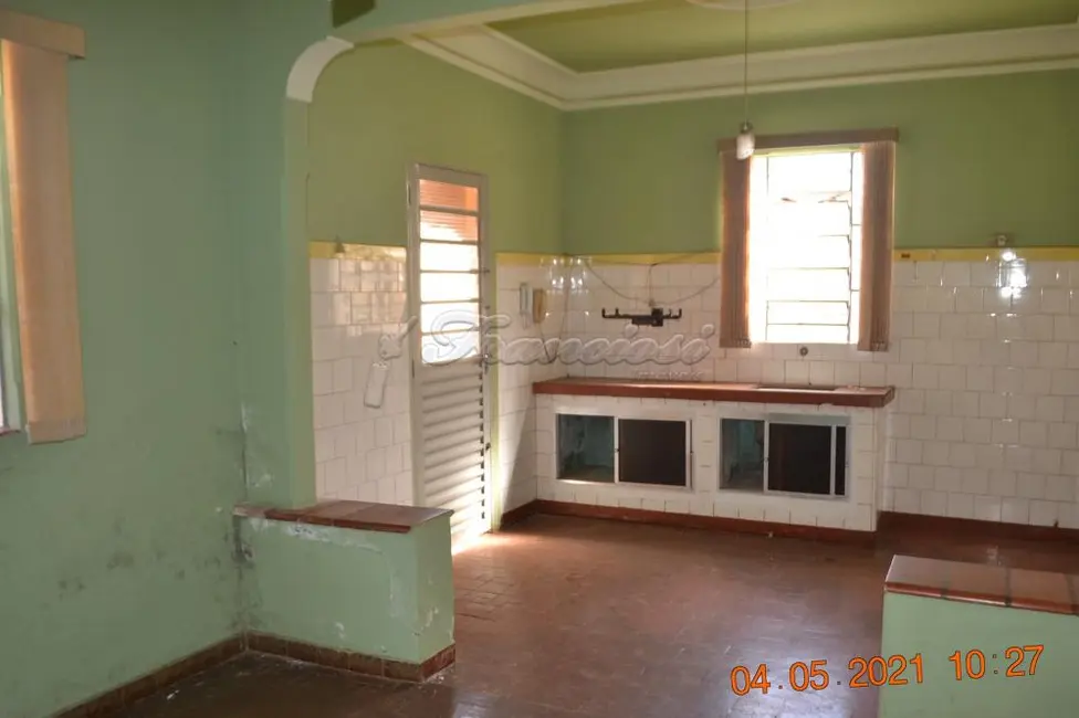 Foto 5 de Casa com 2 quartos à venda, 163m2 em Centro, Itapetininga - SP