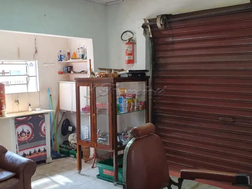 Casa com 2 quartos à venda, 255m2 em Vila Barth, Itapetininga - SP - imagem 3 Foto 3 de Casa com 2 quartos à venda, 255m2 em Vila Barth, Itapetininga - SP