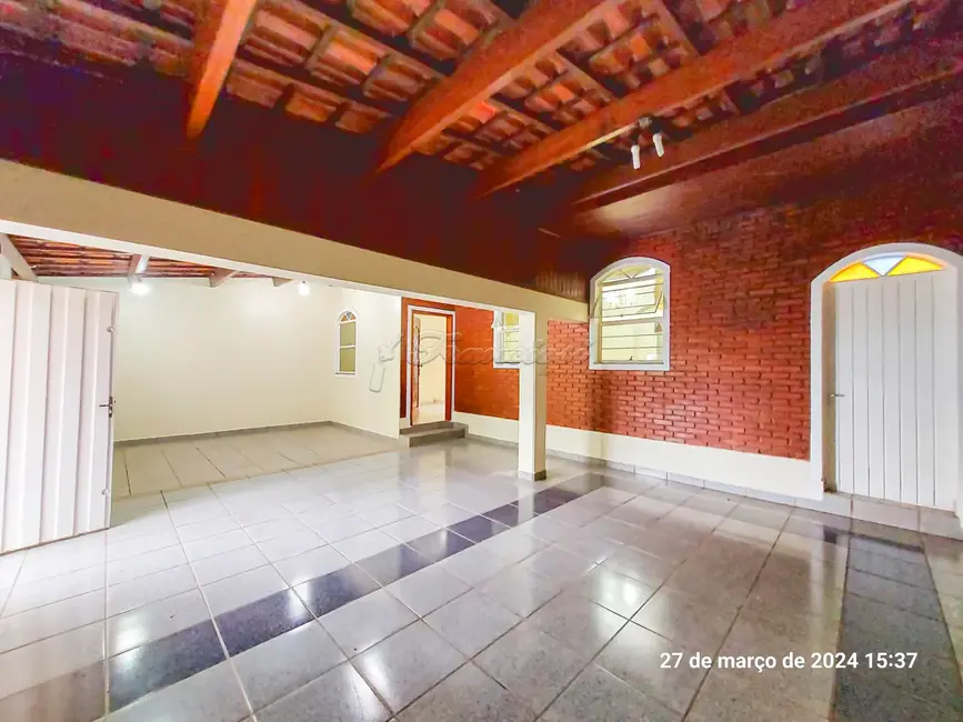 Foto 2 de Casa com 3 quartos à venda, 300m2 em Vila Barth, Itapetininga - SP