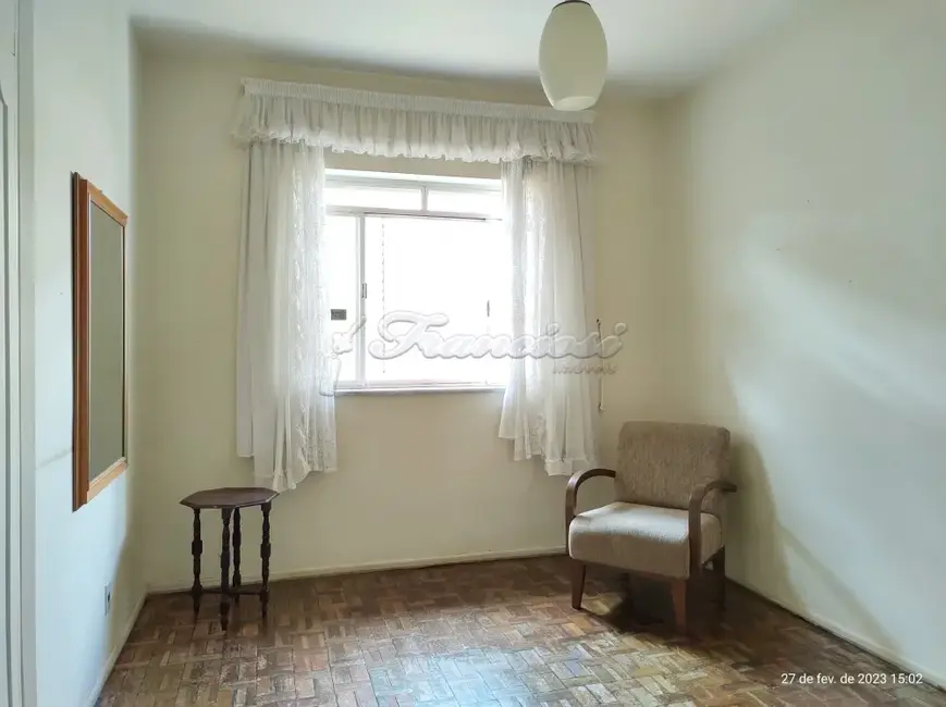 Casa com 3 quartos à venda, 360m2 em Centro, Itapetininga - SP - imagem 8 Foto 8 de Casa com 3 quartos à venda, 360m2 em Centro, Itapetininga - SP