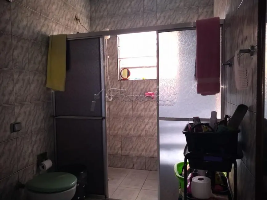Casa com 2 quartos à venda, 300m2 em Itapetininga - SP - imagem 5 Foto 5 de Casa com 2 quartos à venda, 300m2 em Itapetininga - SP