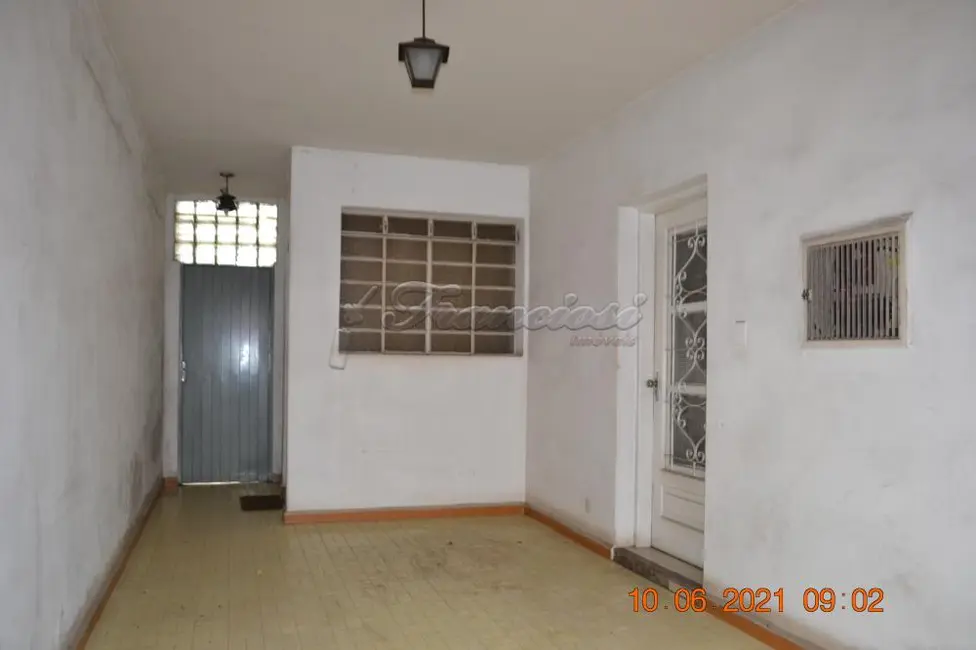 Loja com 3 quartos para alugar, 228m2 em Centro, Itapetininga - SP - imagem 2 Foto 2 de Loja com 3 quartos para alugar, 228m2 em Centro, Itapetininga - SP