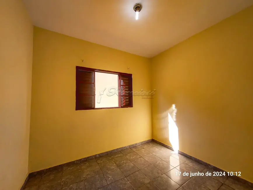 Foto 3 de Casa com 2 quartos para alugar, 84m2 em Vila Santa Isabel, Itapetininga - SP