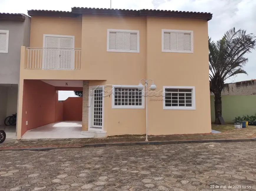 Foto 2 de Casa de Condomínio com 3 quartos à venda, 120m2 em Vila Rubens, Itapetininga - SP
