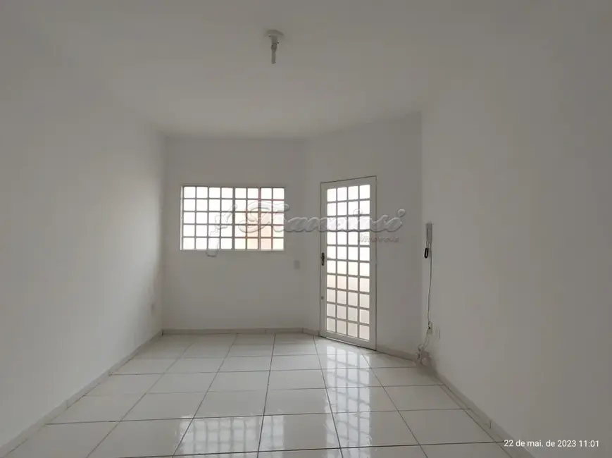 Foto 4 de Casa de Condomínio com 3 quartos à venda, 120m2 em Vila Rubens, Itapetininga - SP