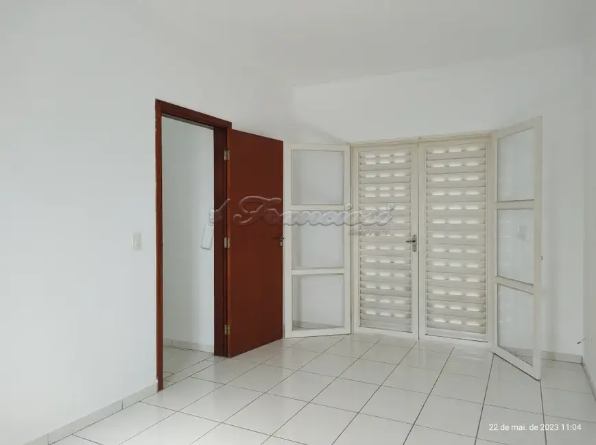 Foto 6 de Casa de Condomínio com 3 quartos à venda, 120m2 em Vila Rubens, Itapetininga - SP