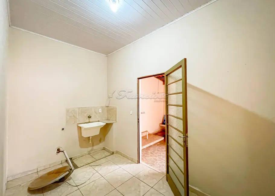 Foto 5 de Casa com 3 quartos à venda, 142m2 em Vila Rubens, Itapetininga - SP
