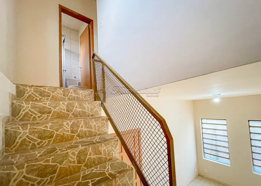 Foto 3 de Casa com 3 quartos à venda, 142m2 em Vila Rubens, Itapetininga - SP