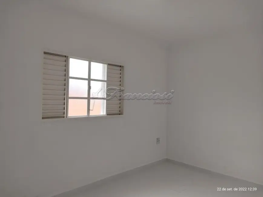 Casa de Condomínio com 2 quartos à venda, 100m2 em Vila Rubens, Itapetininga - SP - imagem 8 Foto 8 de Casa de Condomínio com 2 quartos à venda, 100m2 em Vila Rubens, Itapetininga - SP