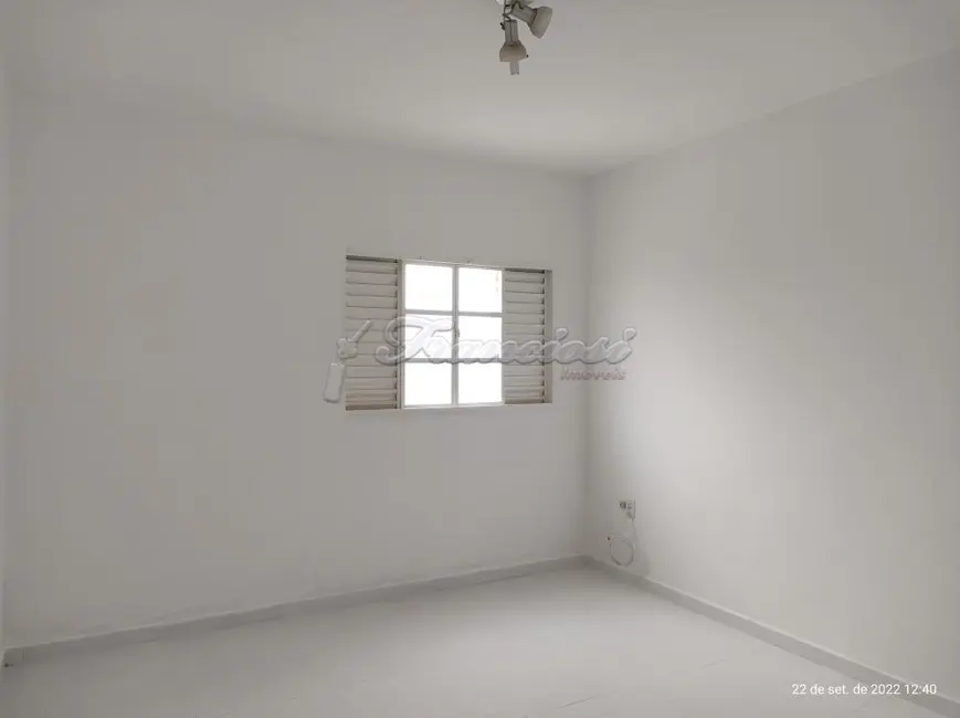 Casa de Condomínio com 2 quartos à venda, 100m2 em Vila Rubens, Itapetininga - SP - imagem 9 Foto 9 de Casa de Condomínio com 2 quartos à venda, 100m2 em Vila Rubens, Itapetininga - SP
