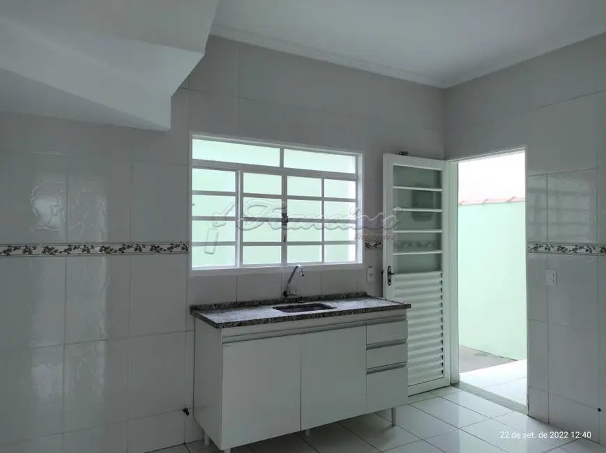 Casa de Condomínio com 2 quartos à venda, 100m2 em Vila Rubens, Itapetininga - SP - imagem 5 Foto 5 de Casa de Condomínio com 2 quartos à venda, 100m2 em Vila Rubens, Itapetininga - SP