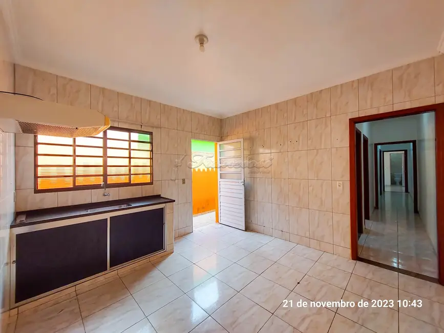 Foto 3 de Casa com 3 quartos à venda, 135m2 em Jardim Fogaça, Itapetininga - SP