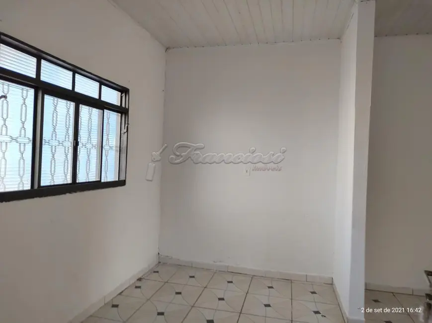 Foto 1 de Casa com 3 quartos à venda, 54m2 em Vila Regina, Itapetininga - SP