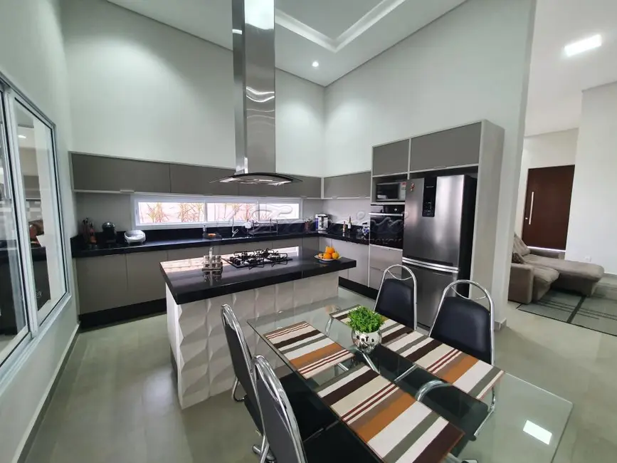 Casa de Condomínio com 3 quartos à venda, 375m2 em Jardim Colombo, Itapetininga - SP - imagem 6 Foto 6 de Casa de Condomínio com 3 quartos à venda, 375m2 em Jardim Colombo, Itapetininga - SP
