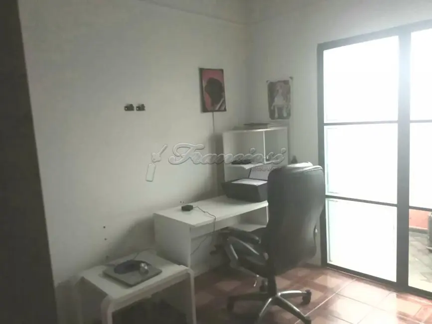 Foto 4 de Casa com 3 quartos à venda, 300m2 em Vila Santana, Itapetininga - SP