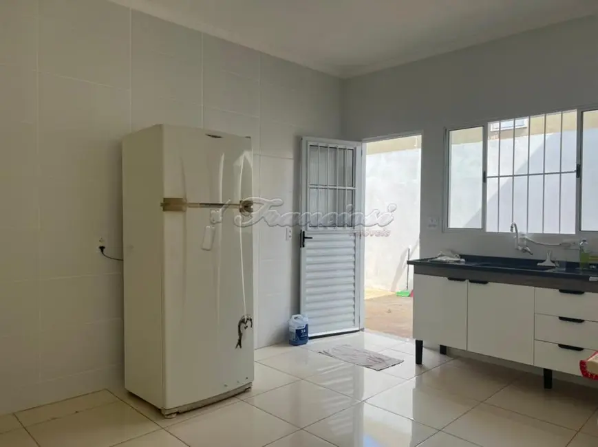 Casa com 1 quarto à venda, 188m2 em Itapetininga - SP - imagem 4 Foto 4 de Casa com 1 quarto à venda, 188m2 em Itapetininga - SP