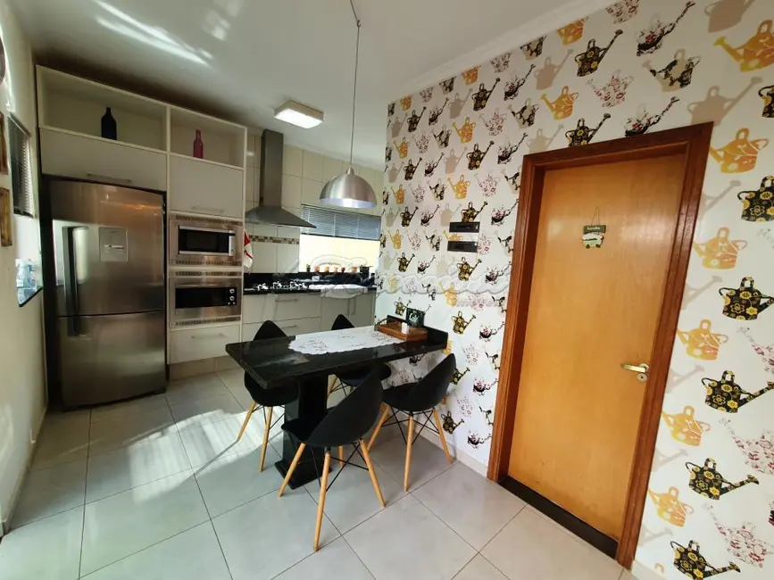 Foto 4 de Casa de Condomínio com 4 quartos à venda, 360m2 em Jardim Marabá, Itapetininga - SP