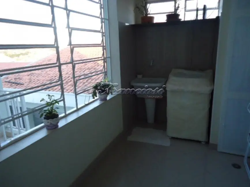 Casa com 2 quartos à venda, 75m2 em Jardim Itália, Itapetininga - SP - imagem 9 Foto 9 de Casa com 2 quartos à venda, 75m2 em Jardim Itália, Itapetininga - SP