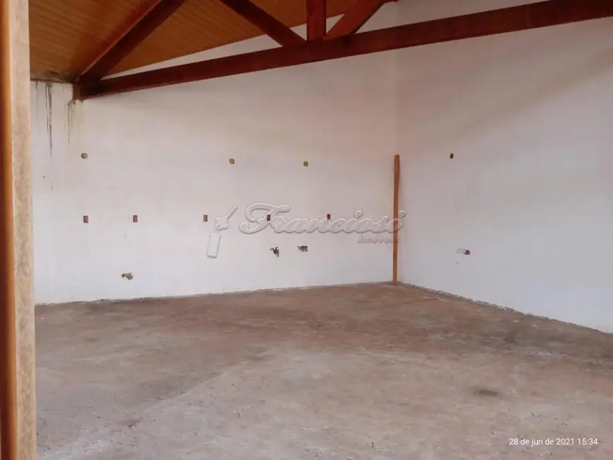 Prédio Inteiro para alugar, 1600m2 em Vila Maria, Itapetininga - SP - imagem 7 Foto 7 de Prédio Inteiro para alugar, 1600m2 em Vila Maria, Itapetininga - SP