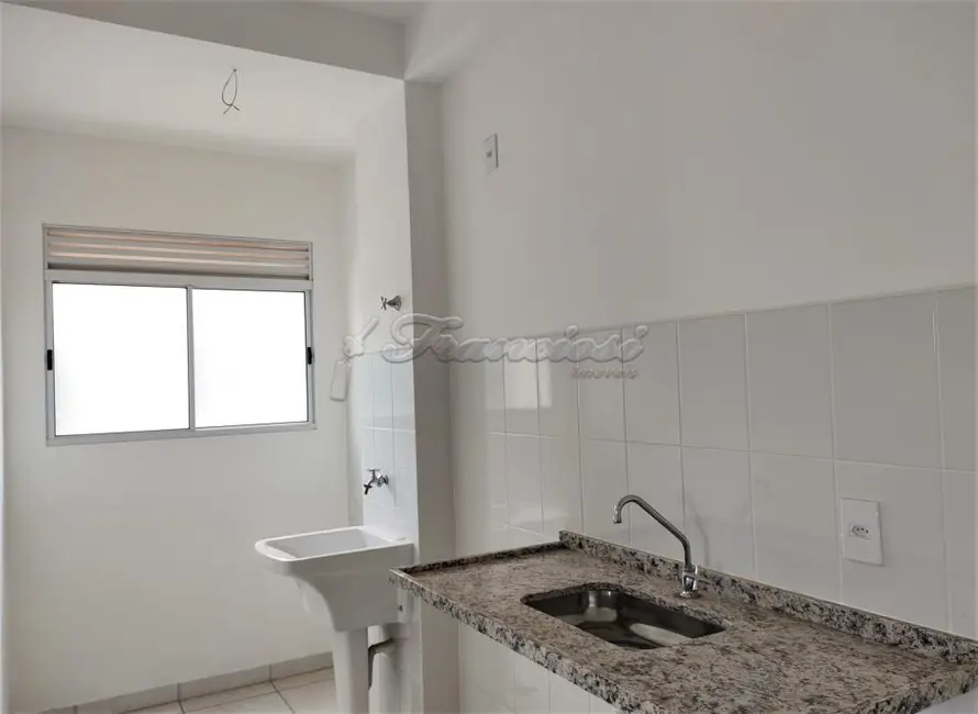 Foto 4 de Apartamento com 2 quartos para alugar, 42m2 em Vila Mazzei, Itapetininga - SP