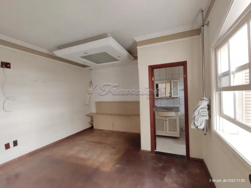 Casa com 3 quartos à venda, 250m2 em Jardim Alvorada, Itapetininga - SP - imagem 9 Foto 9 de Casa com 3 quartos à venda, 250m2 em Jardim Alvorada, Itapetininga - SP