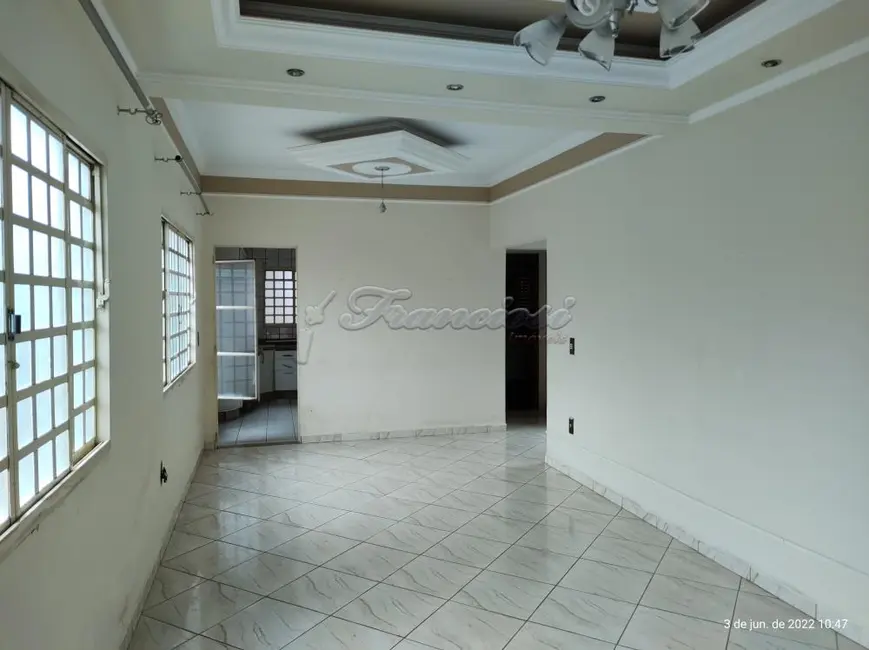 Foto 1 de Casa com 3 quartos à venda, 250m2 em Jardim Alvorada, Itapetininga - SP