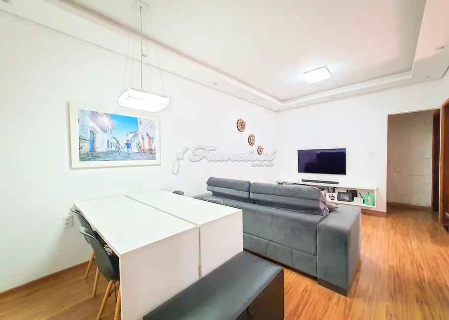 Foto 4 de Casa com 2 quartos à venda, 160m2 em Vila Belo Horizonte, Itapetininga - SP