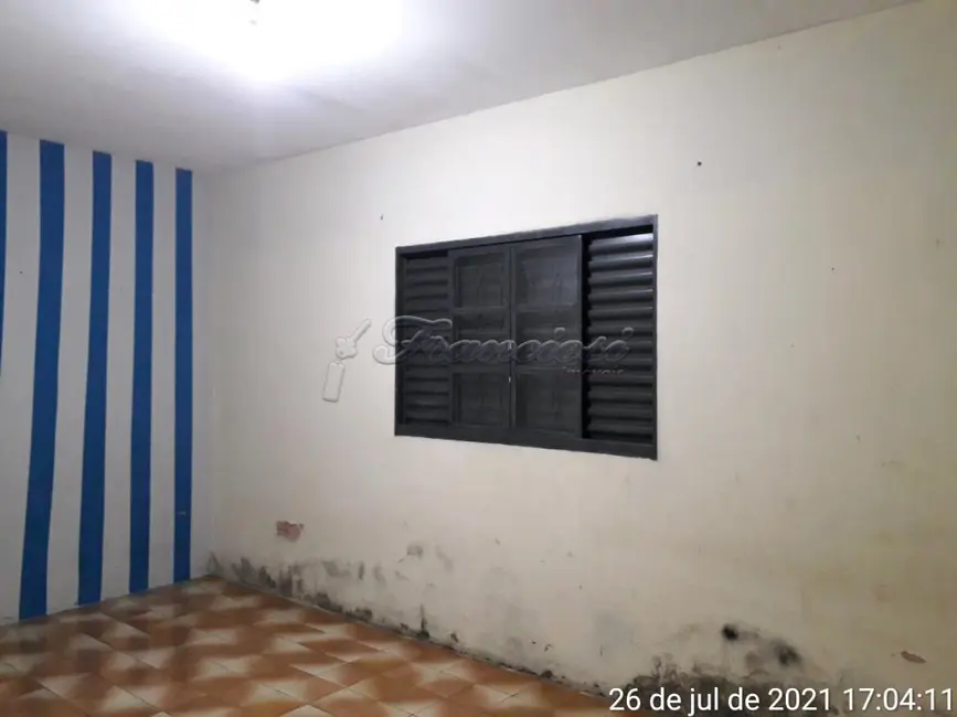 Casa com 2 quartos à venda, 139m2 em Jardim Maricota, Itapetininga - SP - imagem 5 Foto 5 de Casa com 2 quartos à venda, 139m2 em Jardim Maricota, Itapetininga - SP