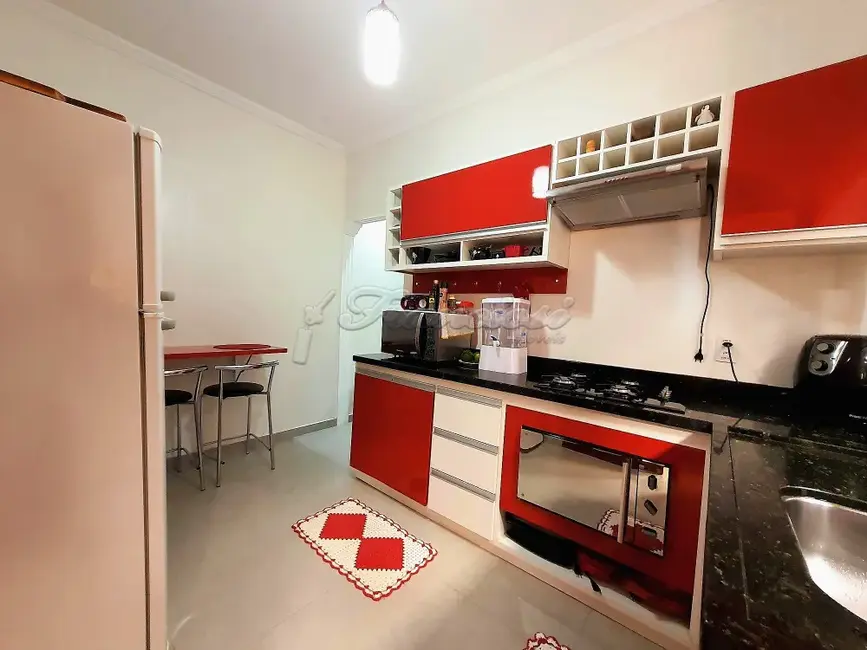 Foto 4 de Casa com 2 quartos à venda, 160m2 em Itapetininga - SP