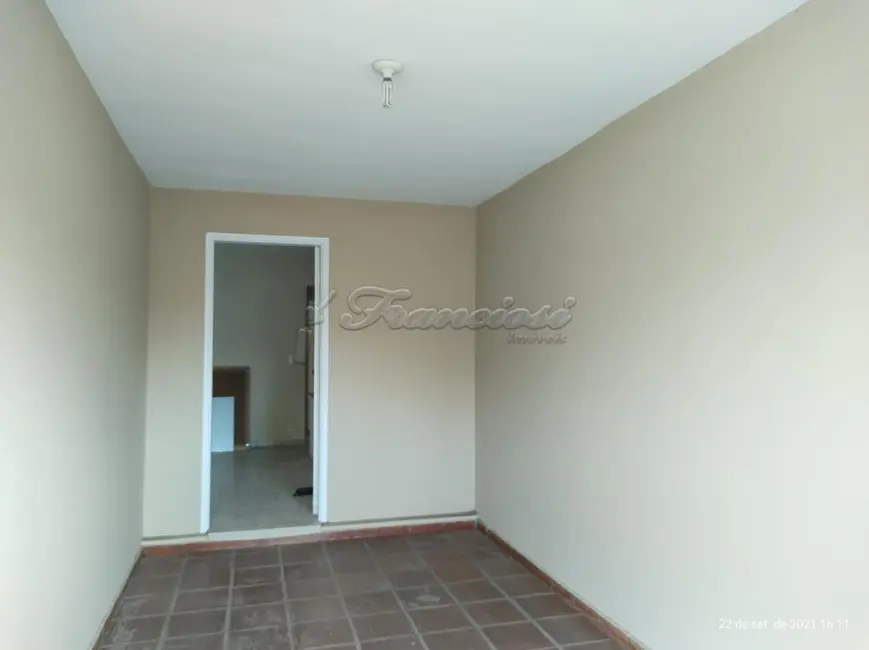 Foto 2 de Casa com 3 quartos à venda, 138m2 em Centro, Itapetininga - SP