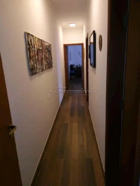 Casa com 3 quartos à venda, 175m2 em Morada do Sol, Itapetininga - SP - imagem 3 Foto 3 de Casa com 3 quartos à venda, 175m2 em Morada do Sol, Itapetininga - SP