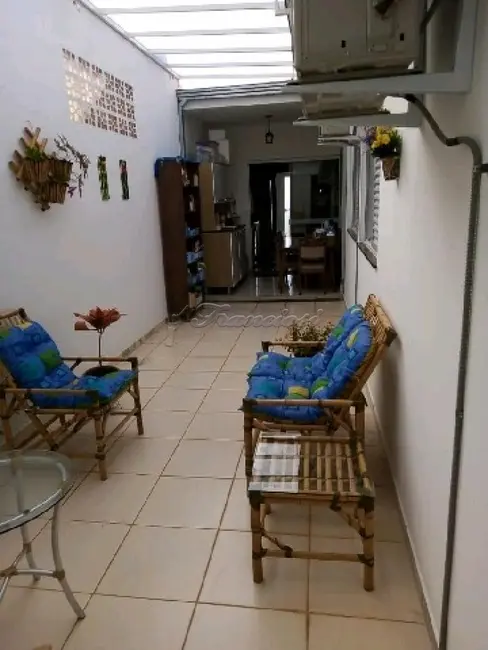 Casa com 3 quartos à venda, 175m2 em Morada do Sol, Itapetininga - SP - imagem 9 Foto 9 de Casa com 3 quartos à venda, 175m2 em Morada do Sol, Itapetininga - SP