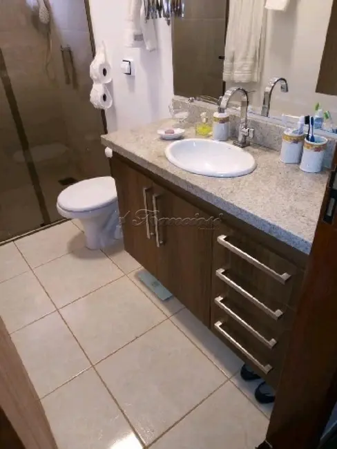 Casa com 3 quartos à venda, 175m2 em Morada do Sol, Itapetininga - SP - imagem 4 Foto 4 de Casa com 3 quartos à venda, 175m2 em Morada do Sol, Itapetininga - SP