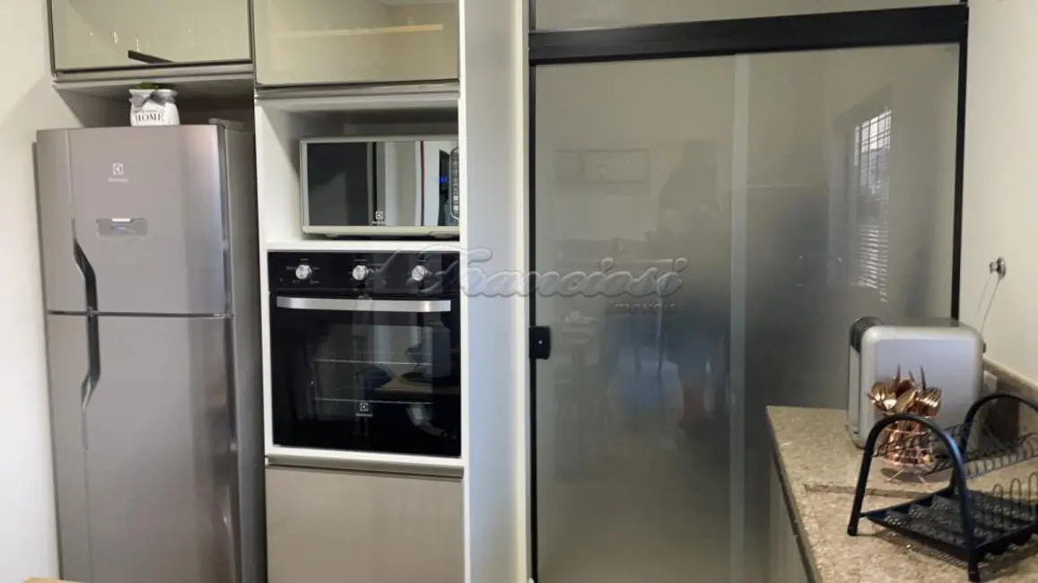 Casa de Condomínio com 2 quartos à venda, 188m2 em Vila Progresso, Itapetininga - SP - imagem 6 Foto 6 de Casa de Condomínio com 2 quartos à venda, 188m2 em Vila Progresso, Itapetininga - SP