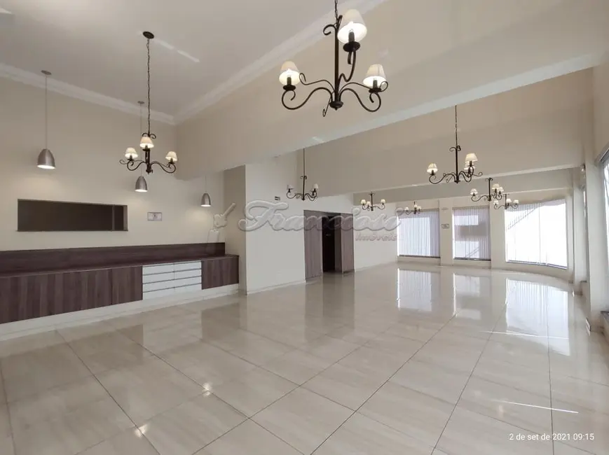 Foto 3 de Prédio Inteiro para alugar, 1500m2 em Centro, Itapetininga - SP