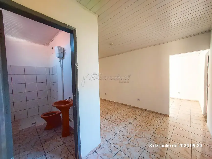 Foto 7 de Casa com 1 quarto para alugar, 42m2 em Vila Hungria, Itapetininga - SP